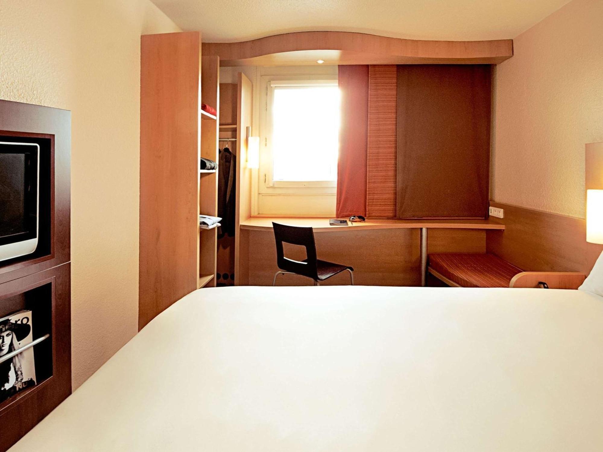 Ibis Beauvais Aeroport Hotel Ngoại thất bức ảnh