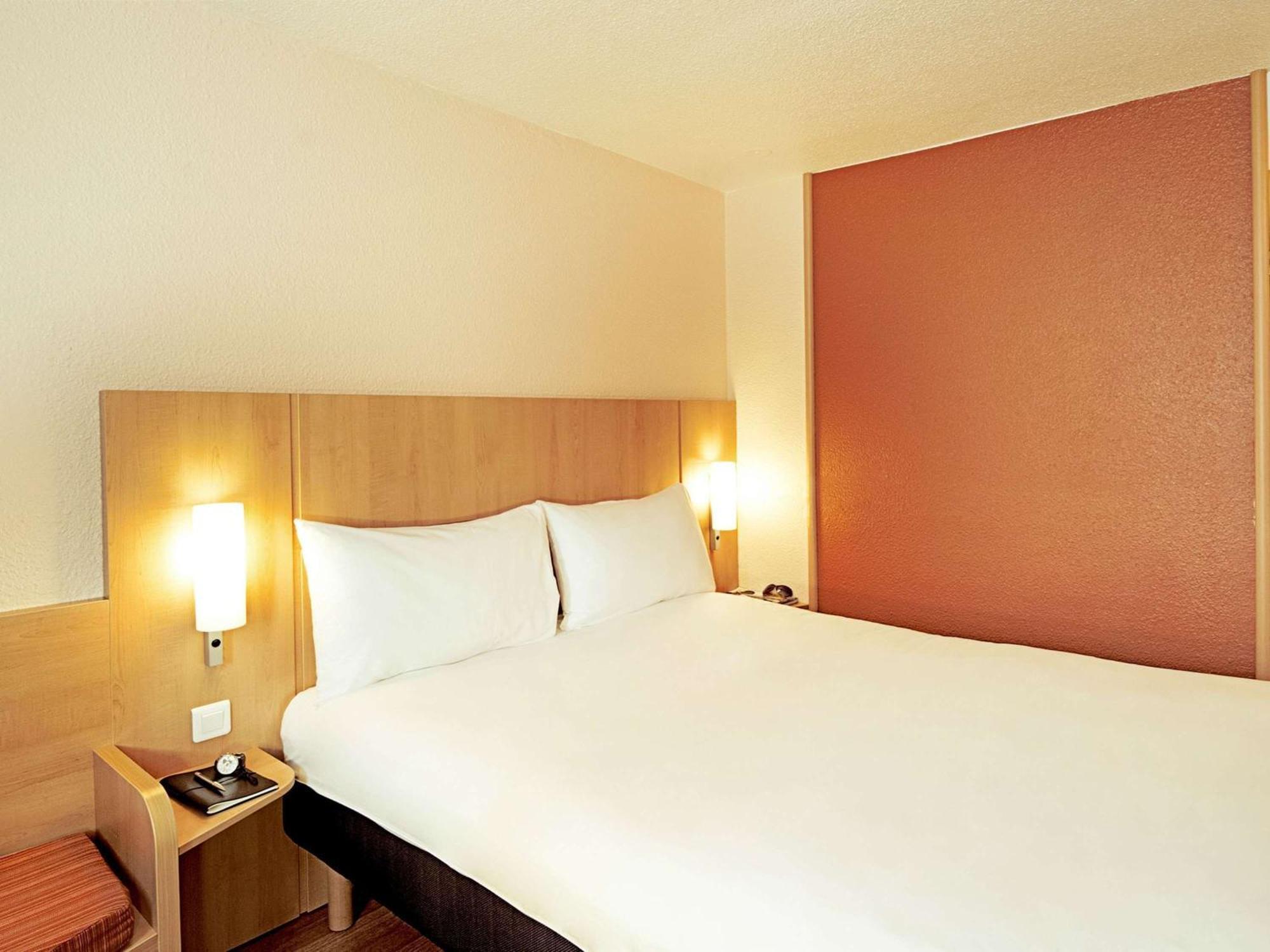 Ibis Beauvais Aeroport Hotel Ngoại thất bức ảnh
